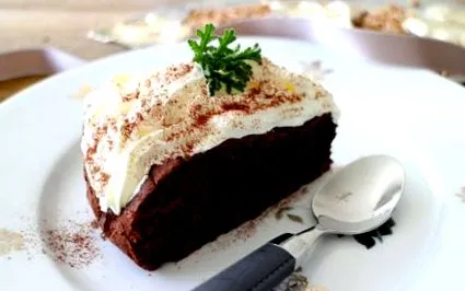 torta tönkölylánnyal