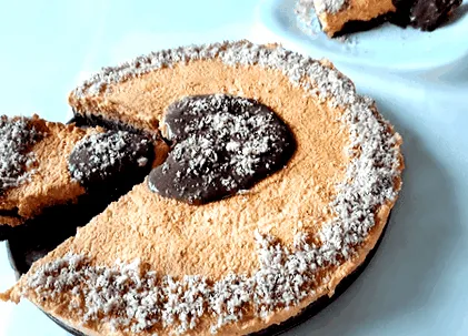 sajttorta öntettel