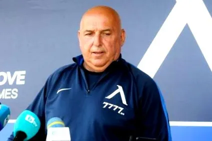 volt edzője