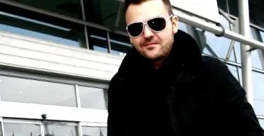 harmadik sárga