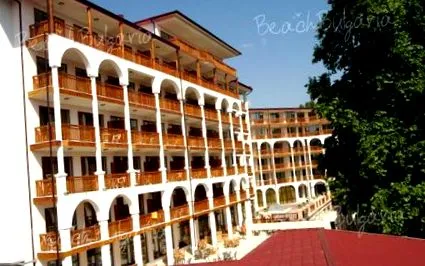 Estreya Residence Hotel residence