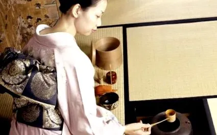 japán