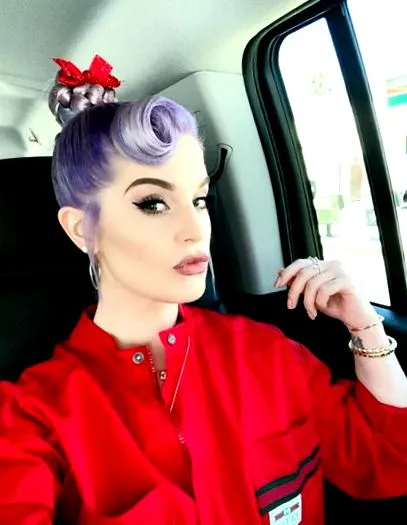 átalakulását kelly