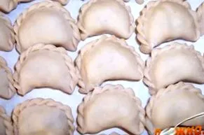hagymával galuskával
