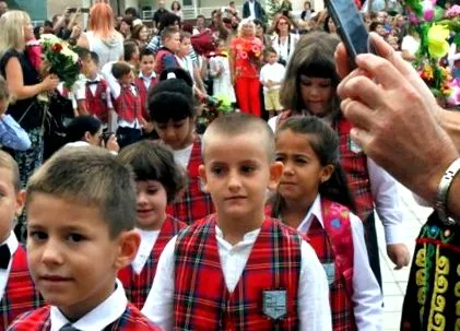 bratya iskolai