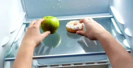 szakértők lemondani