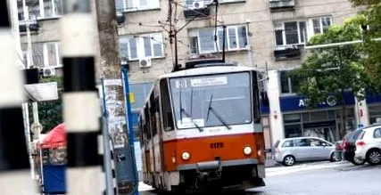 dolgozni tömegközlekedéssel