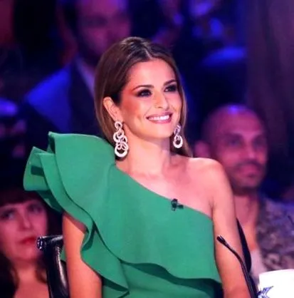 show-hoz cheryl
