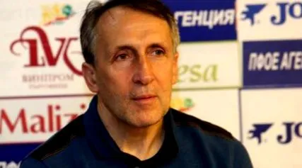 tsanko négy
