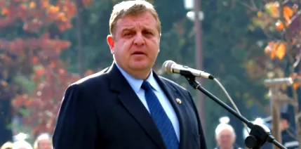 karakacsanov előtt