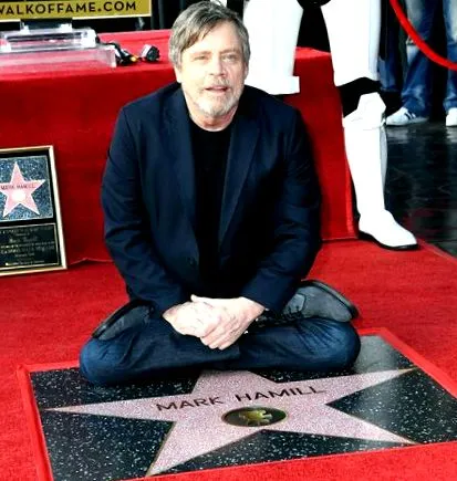 mark feltárta