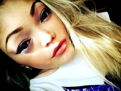 ritka lány