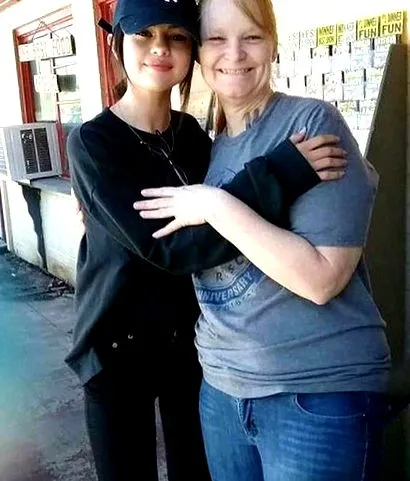 Selena Gomez miatt