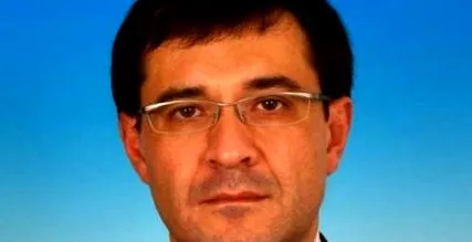letartóztatta egyesült