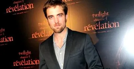 pattinson jótékonysági