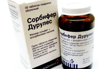 vélemények
