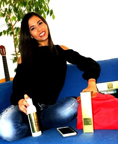 simona éjjel-nappal