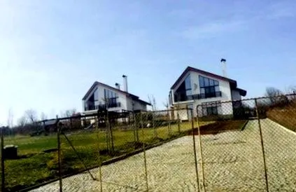 felháborító gondnok-miniszterhelyettes