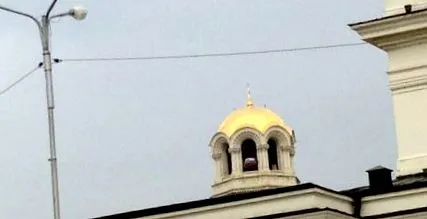 kell megegyezni