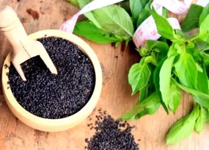 tartalmaz amelyek