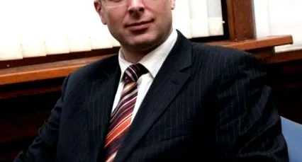 elemzések forgatókönyv