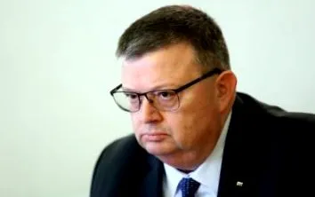 vámfőnök ítélte
