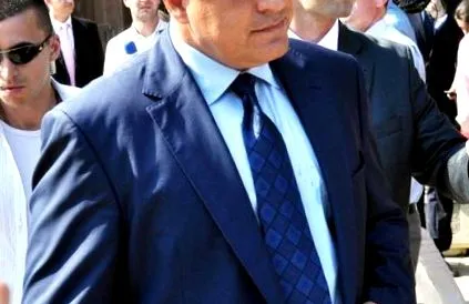 személyi parvanov