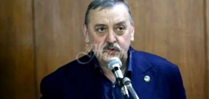 professzor ekkor