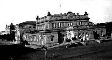 megépítette dalavera