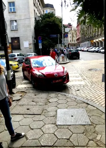 megsértése