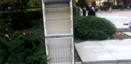 összetörték hűtőszekrényt