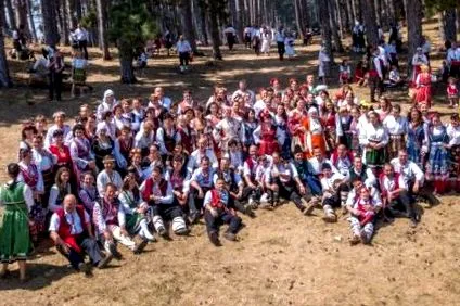 várna néptáncklub