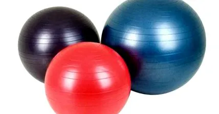 fitneszlabdán fitneszlabdán