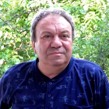 mondja Dimitar magát