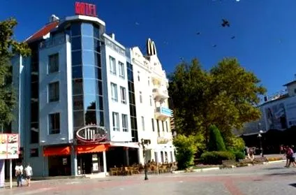 tartózkodás éjszakai