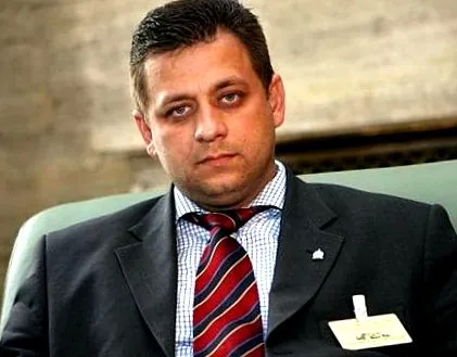 elvesztette