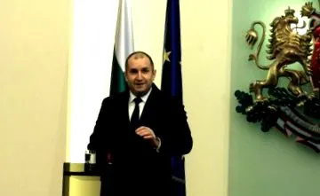 vallotta demokrácia