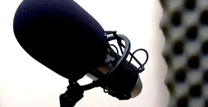 rádió éves