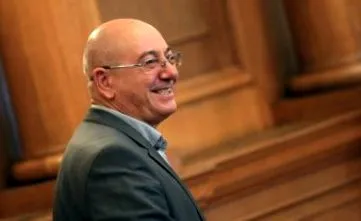 jóváhagyják