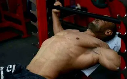 klasszikus testépítés fitnesz