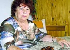 megjósolta