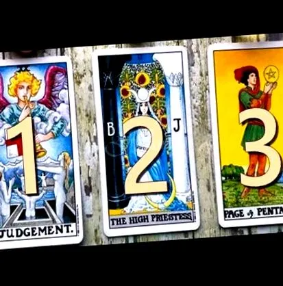 kártyát tarot