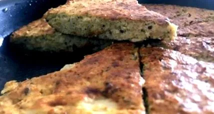 brokkolival burgonyakenyér