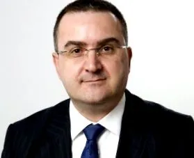 második erősíteni