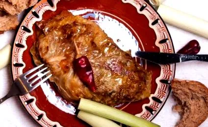 steak káposztalevélben