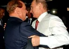 férfiaként berlusconi