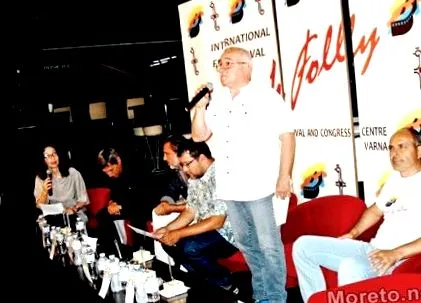 szerepéért román