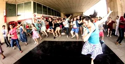 táncol Dance Arena