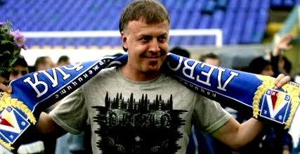 kötőjelek sirakov