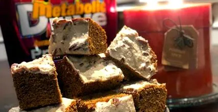 fehérjetorta